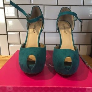 shoedazzle pumps